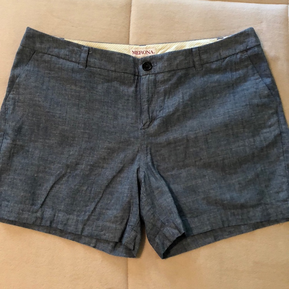 Linen shorts